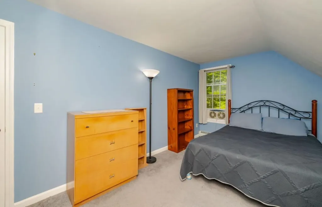 25 Cedar Creek Road Barrington NH 03825