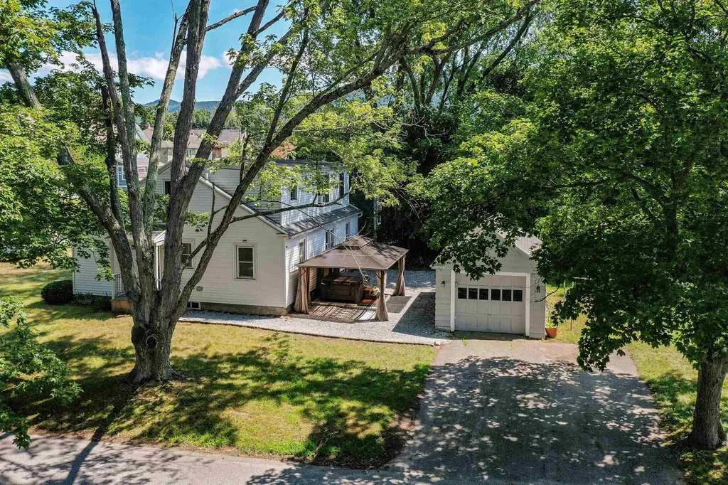 68 Jackson Avenue Rutland City VT 05701