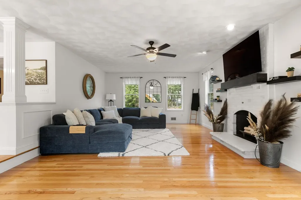 8 Settlers Ridge Windham NH 03087
