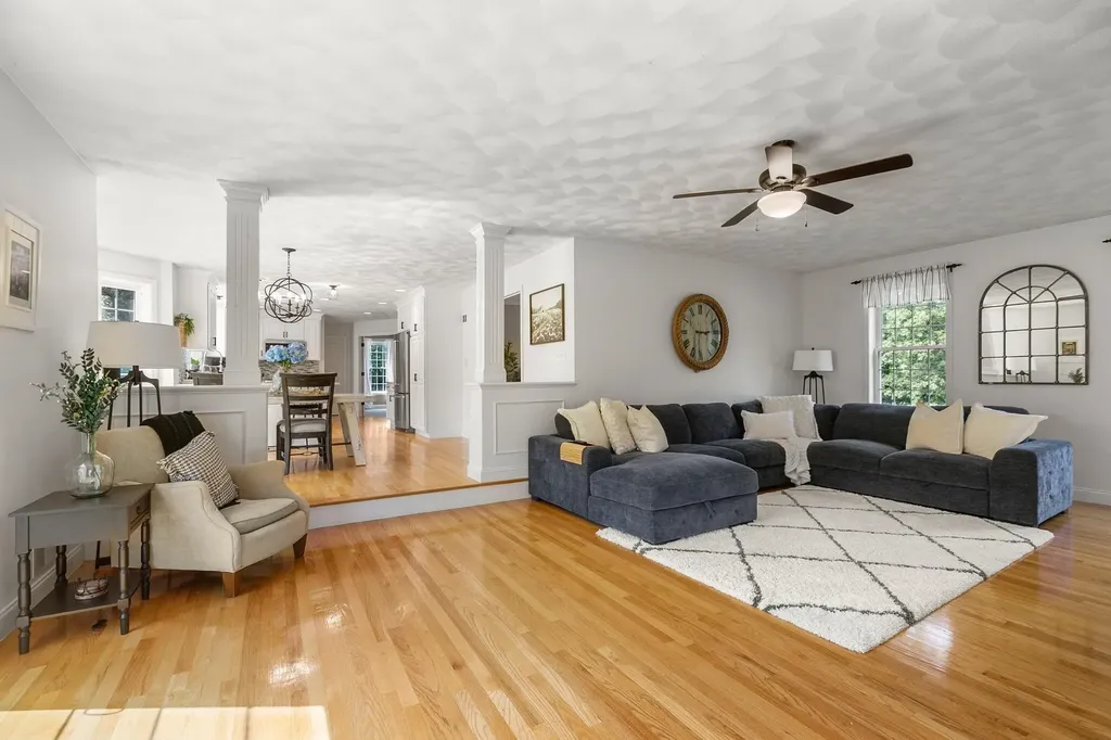 8 Settlers Ridge Windham NH 03087