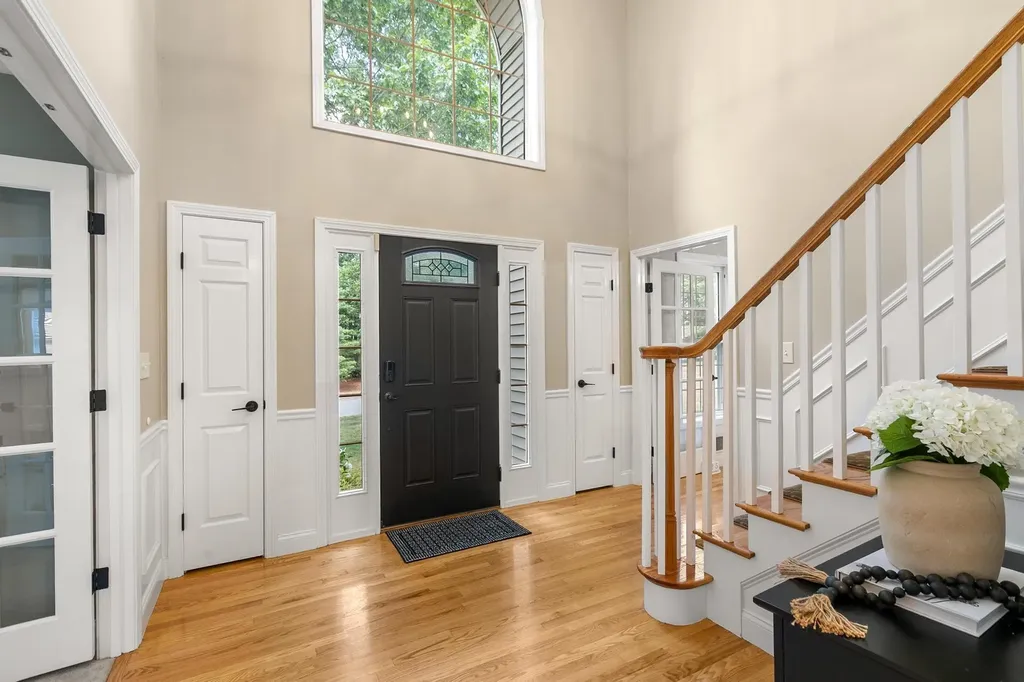 8 Settlers Ridge Windham NH 03087
