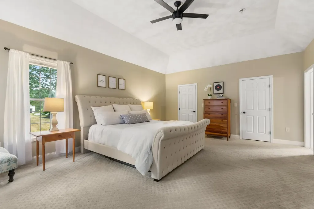8 Settlers Ridge Windham NH 03087