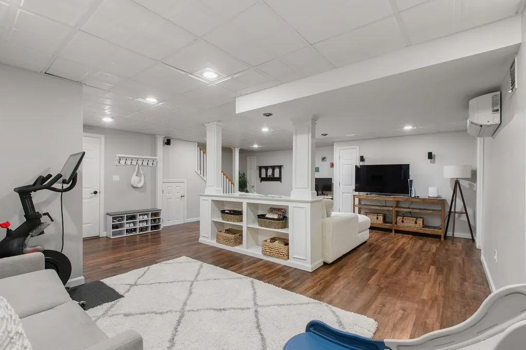 8 Settlers Ridge Windham NH 03087