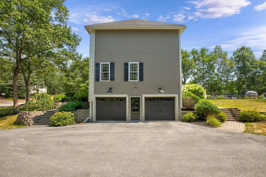 8 Settlers Ridge Windham NH 03087