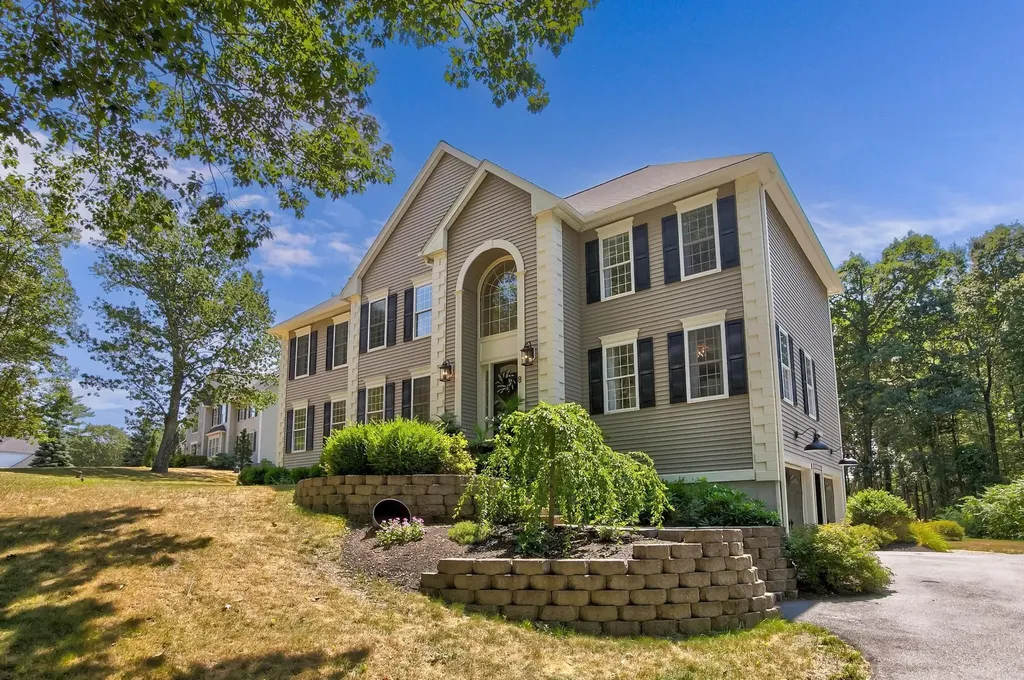 8 Settlers Ridge Windham NH 03087