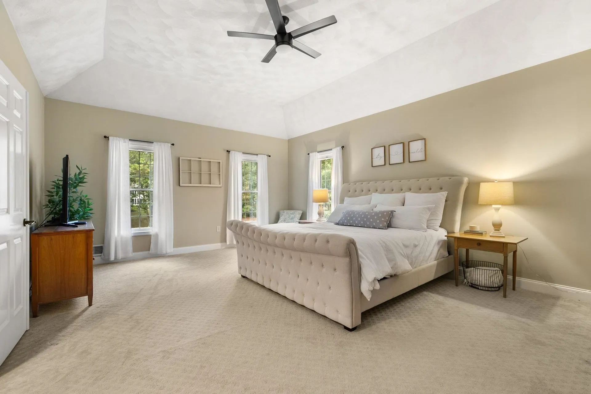 8 Settlers Ridge Windham NH 03087