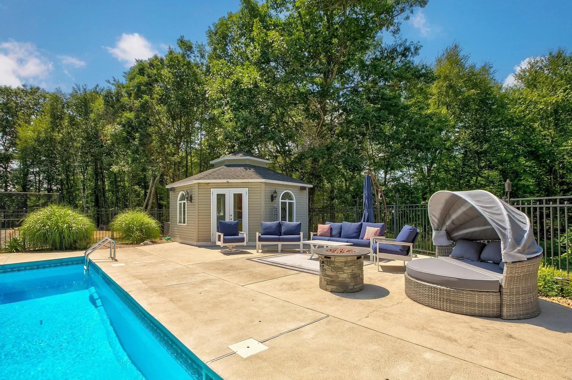 8 Settlers Ridge Windham NH 03087