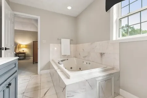 8 Settlers Ridge Windham NH 03087