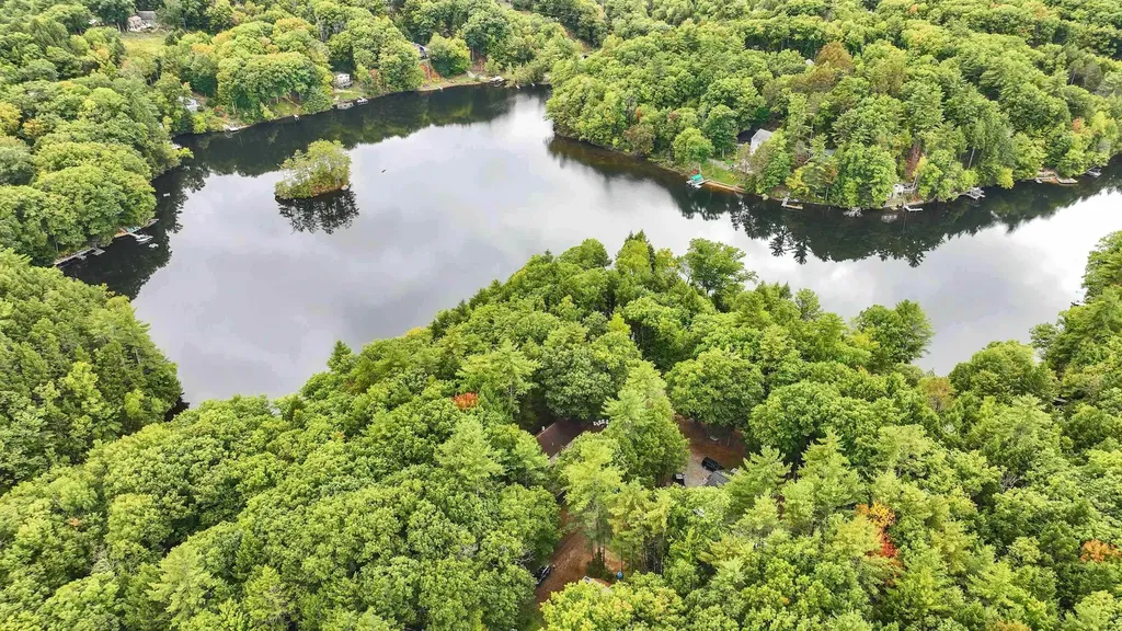 23 Wheelers Cove Road Antrim NH 03440