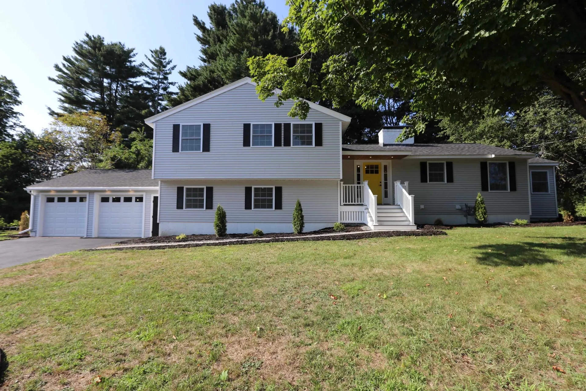 10 Carolan Avenue Hampton NH 03842