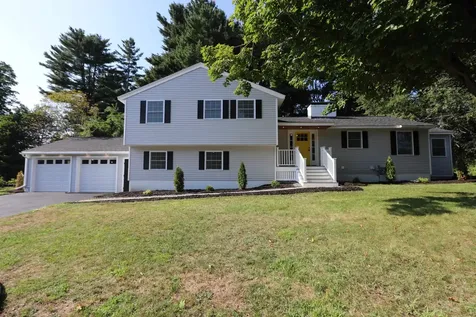 10 Carolan Avenue Hampton NH 03842