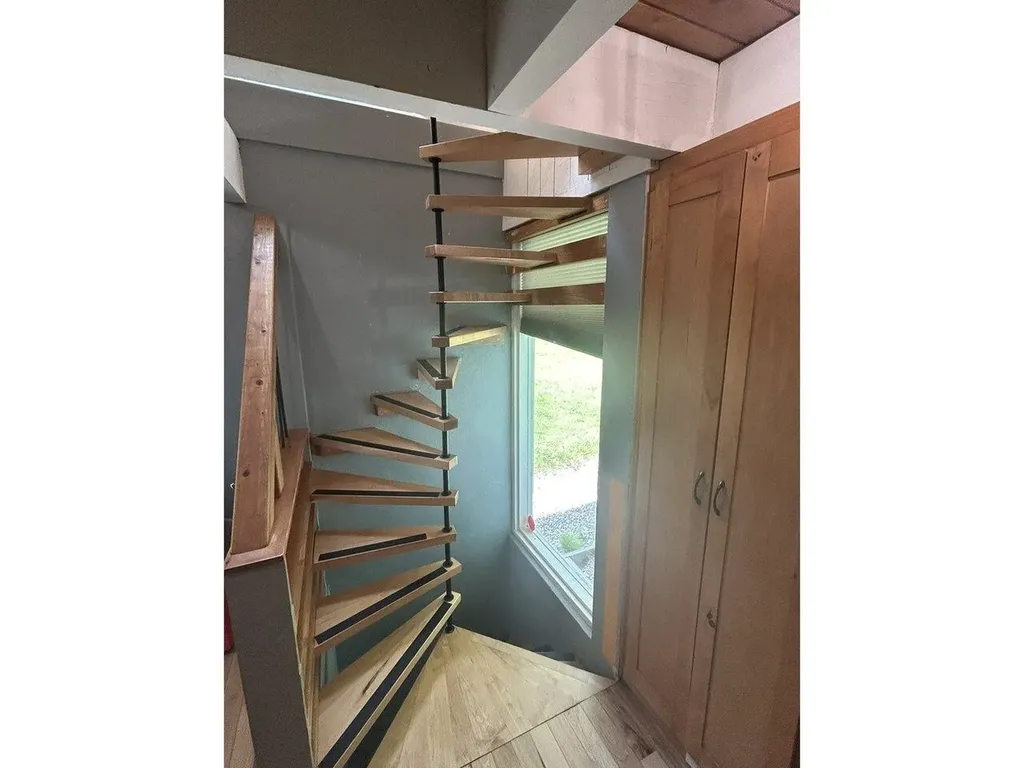 24 Russell Hill Drive Jay VT 05859