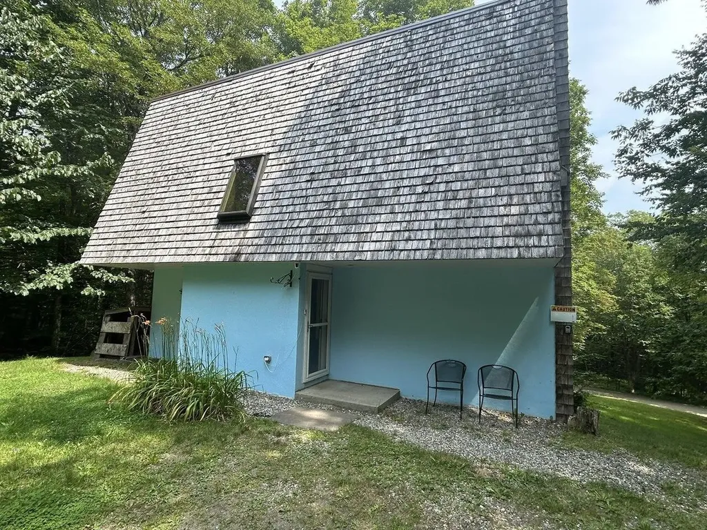 24 Russell Hill Drive Jay VT 05859