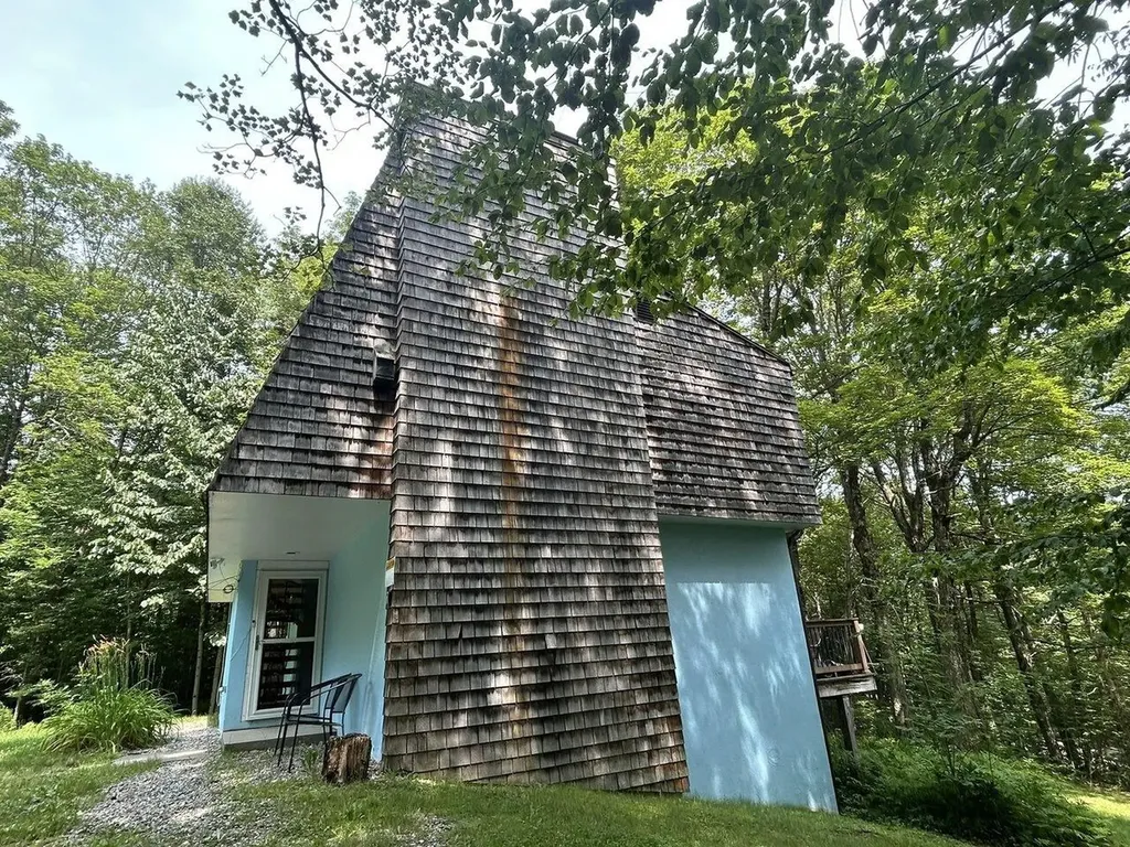 24 Russell Hill Drive Jay VT 05859
