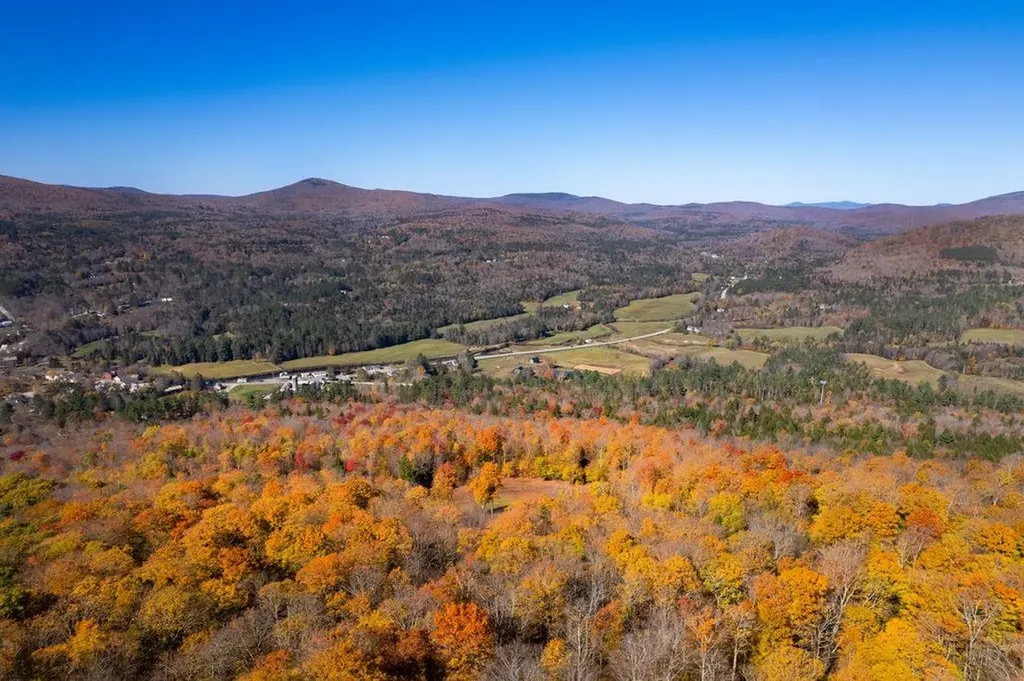 00 Markham Lane Weston VT 05161