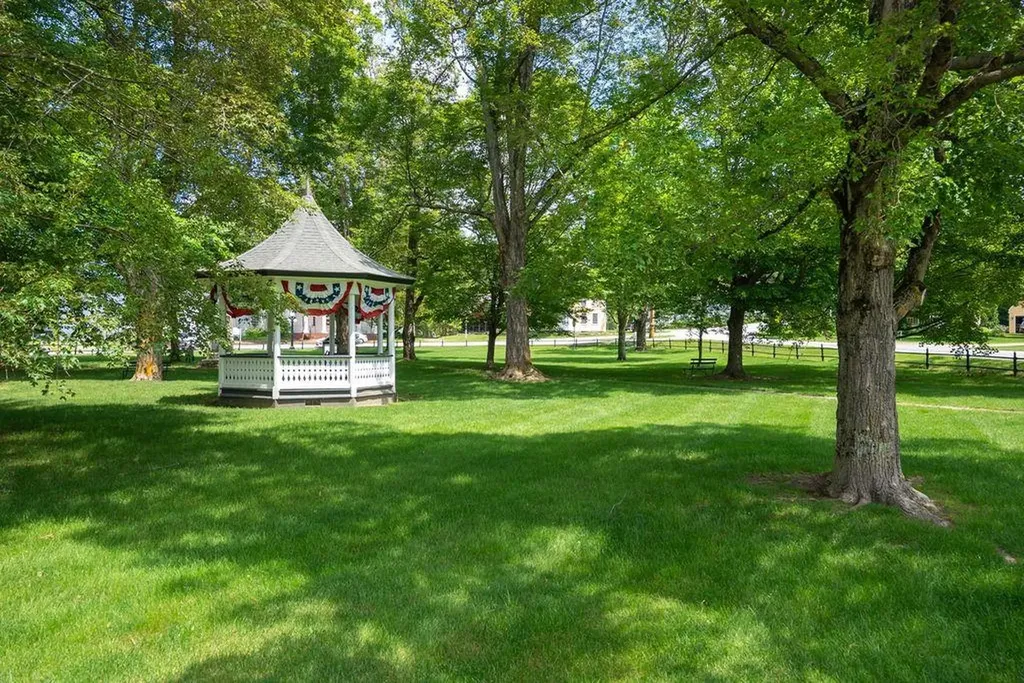 00 Markham Lane Weston VT 05161