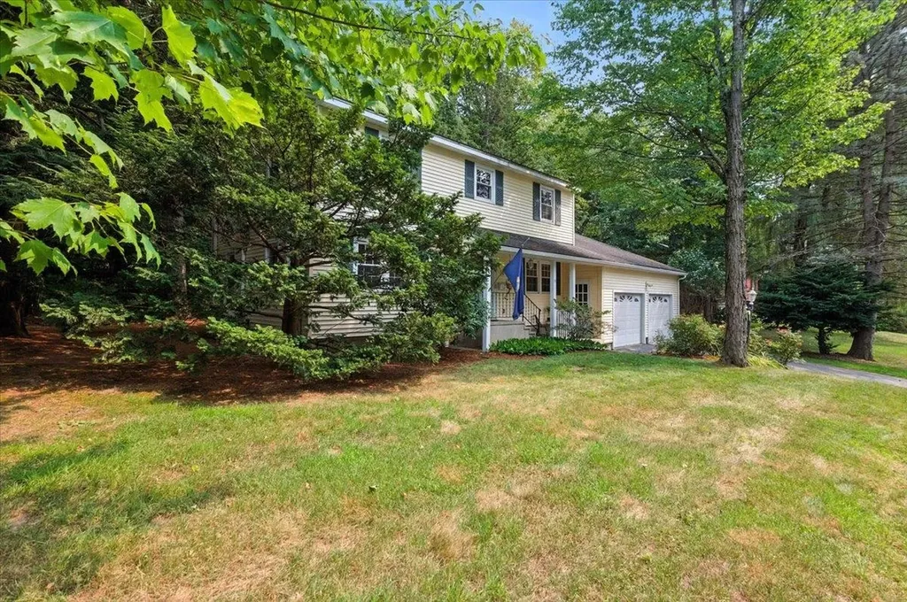 15 Yandow Drive South Burlington VT 05403