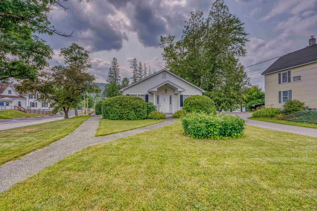 188 Cottage Street Littleton NH 03561