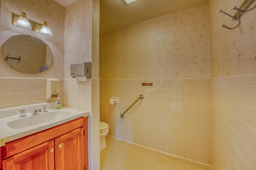 188 Cottage Street Littleton NH 03561