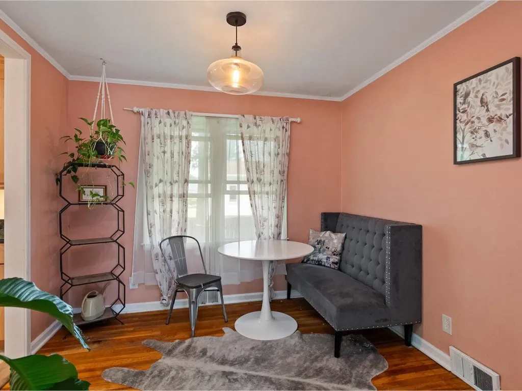 12 Iroquois Avenue Essex Junction VT 05452