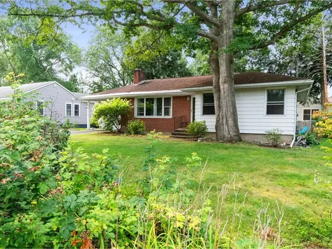 12 Iroquois Avenue Essex Junction VT 05452