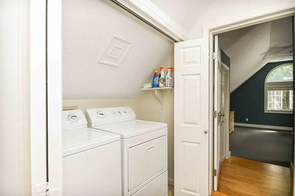 8 Ash Lane York ME 03909