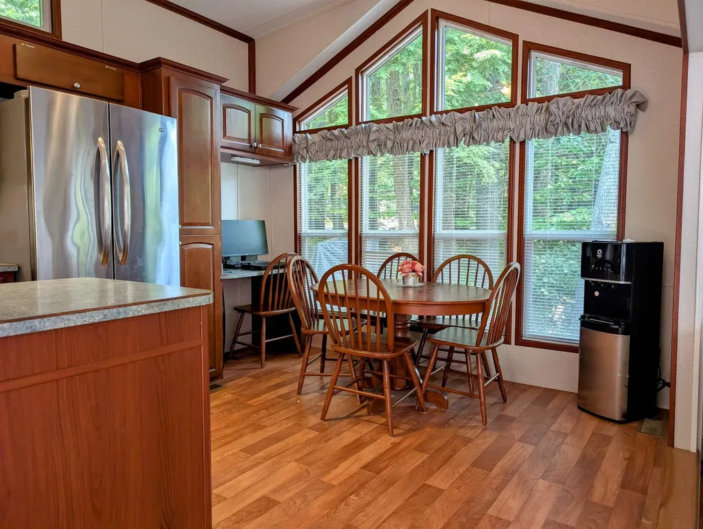 14 Overlook Road Holderness NH 03245