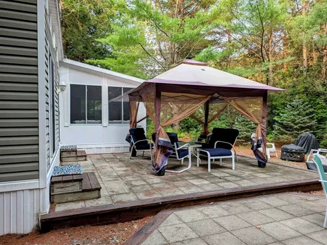 14 Overlook Road Holderness NH 03245