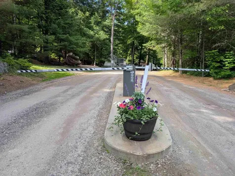 14 Overlook Road Holderness NH 03245