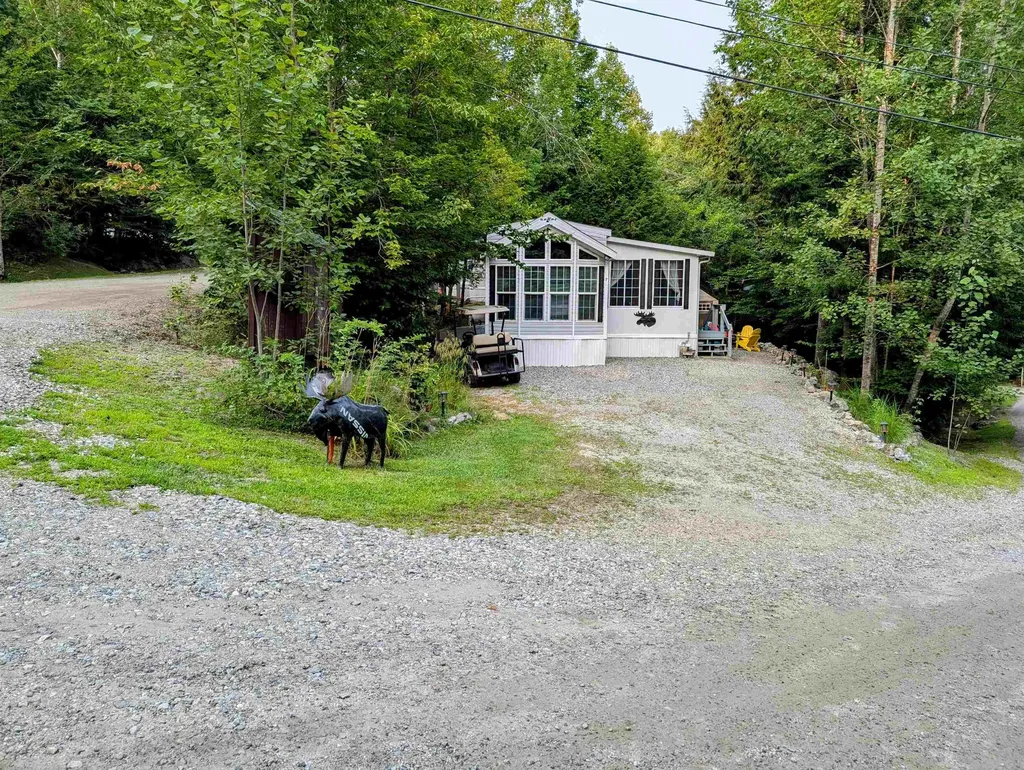 7 Hollows Road Holderness NH 03245