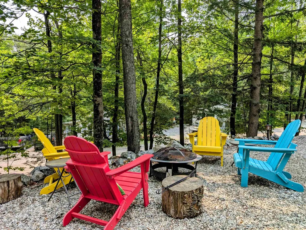 7 Hollows Road Holderness NH 03245