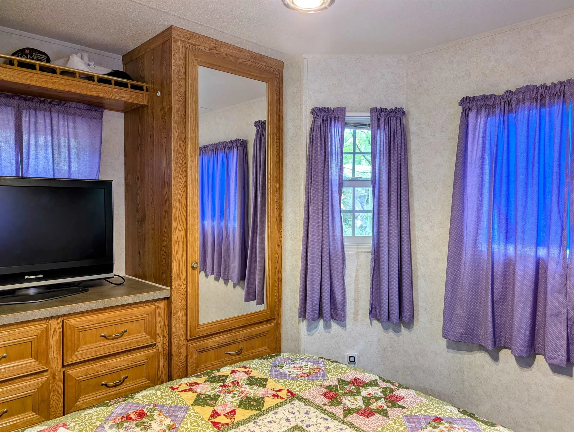 7 Hollows Road Holderness NH 03245