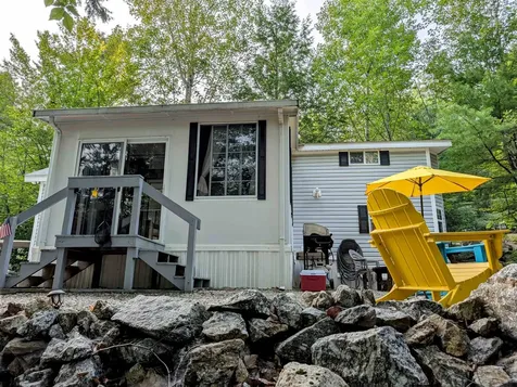 7 Hollows Road Holderness NH 03245