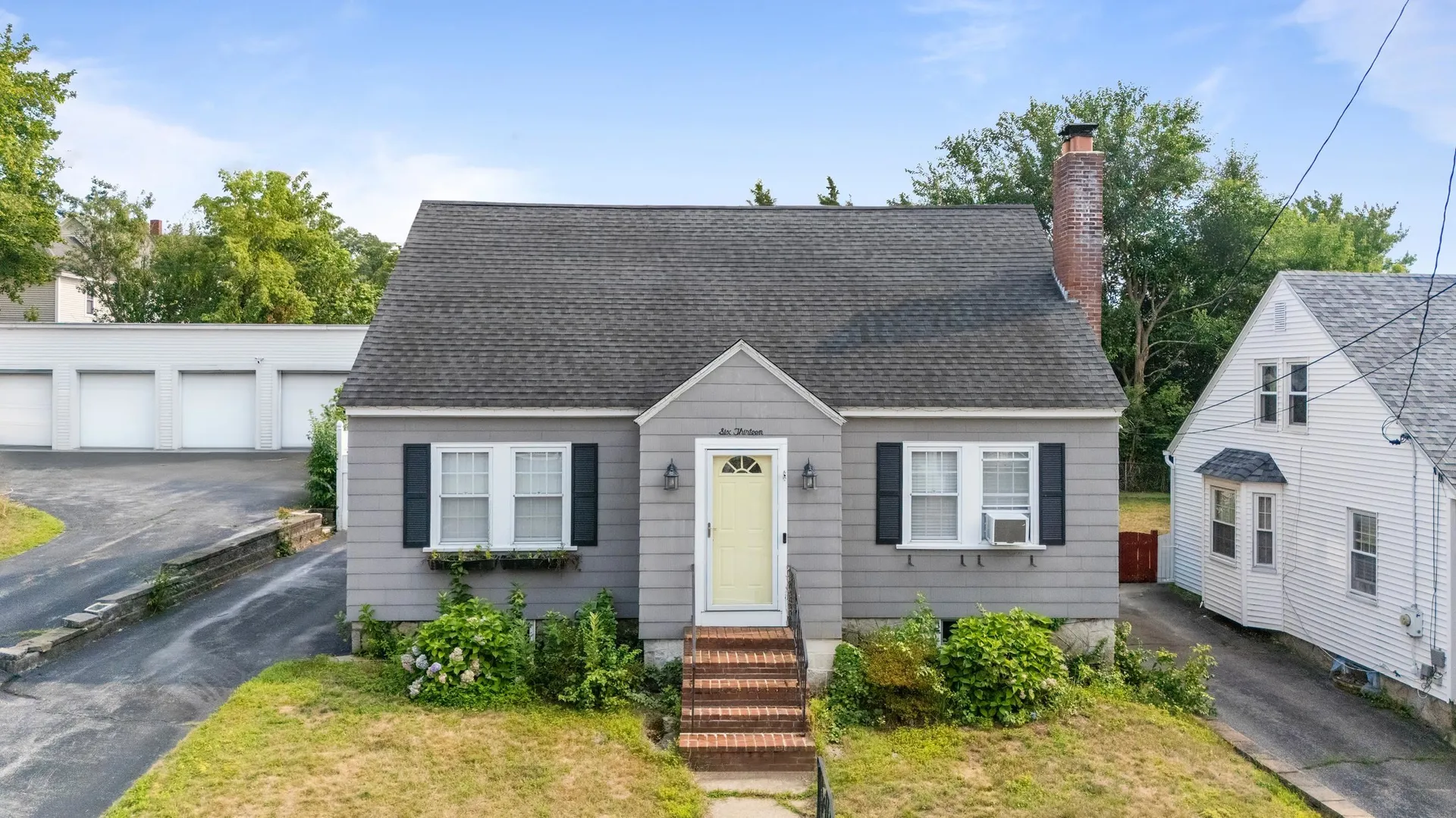 613 Lake Avenue Manchester NH 03103