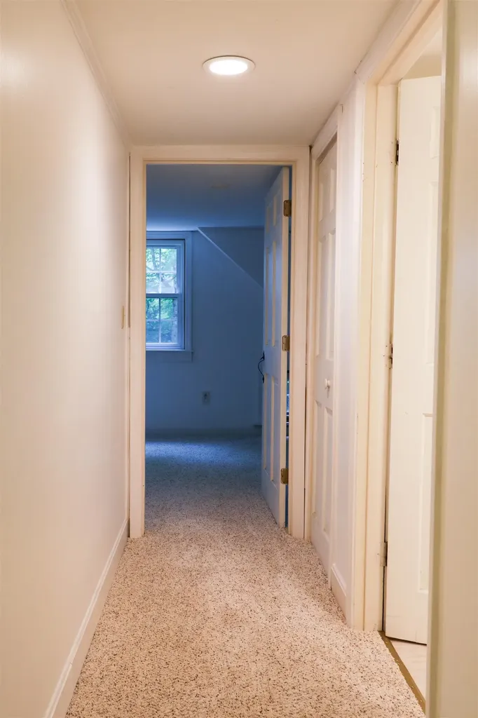 2032 Hartford Avenue Hartford VT 05088-1042