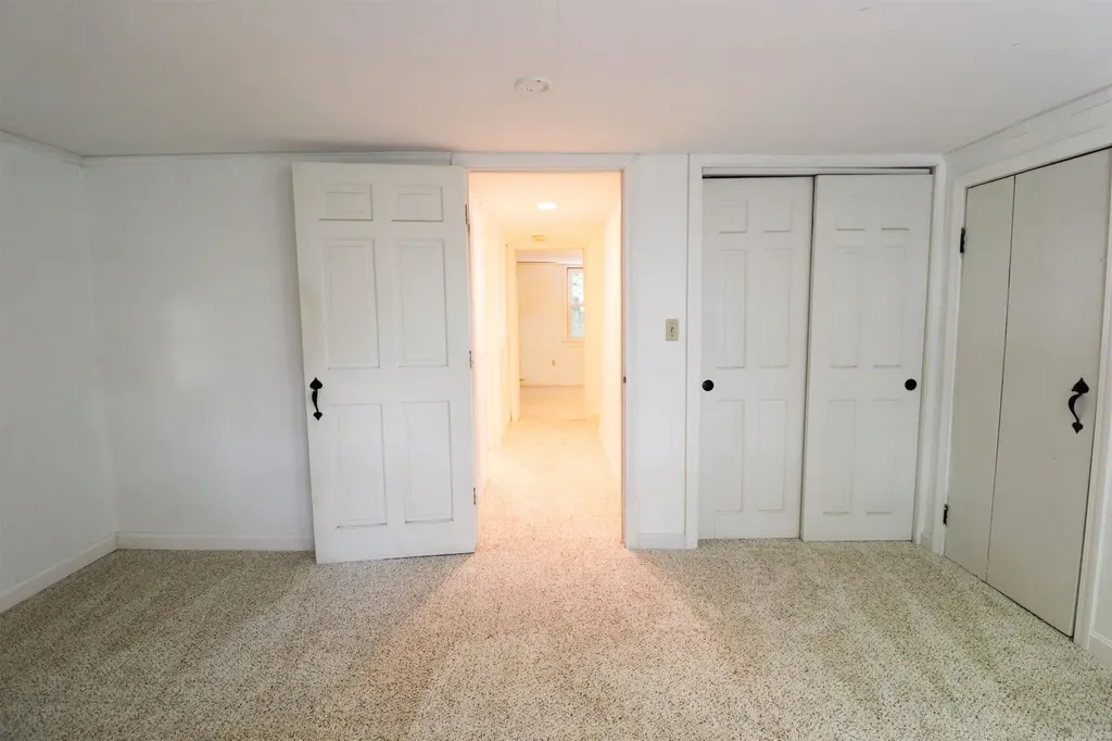 2032 Hartford Avenue Hartford VT 05088-1042