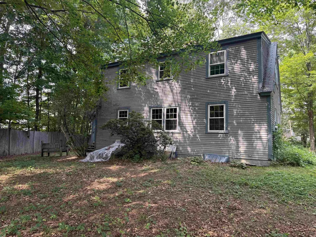 2032 Hartford Avenue Hartford VT 05088-1042