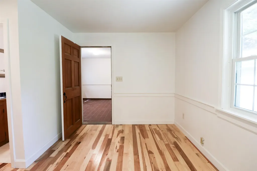 2032 Hartford Avenue Hartford VT 05088-1042