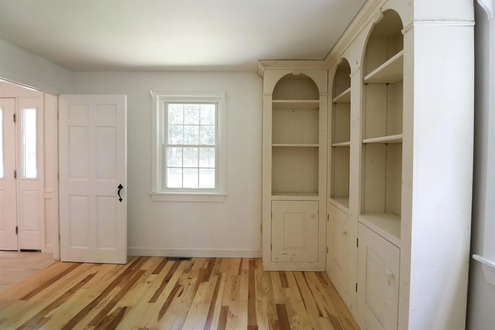 2032 Hartford Avenue Hartford VT 05088-1042
