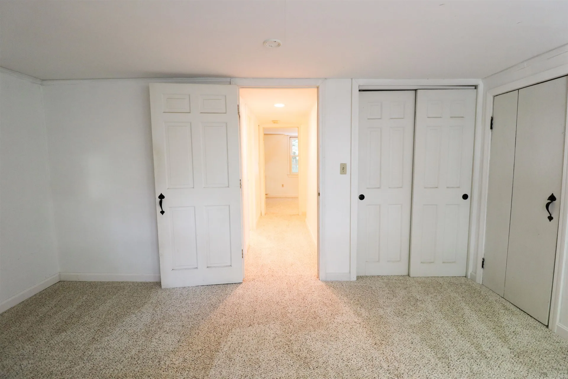 2032 Hartford Avenue Hartford VT 05088-1042