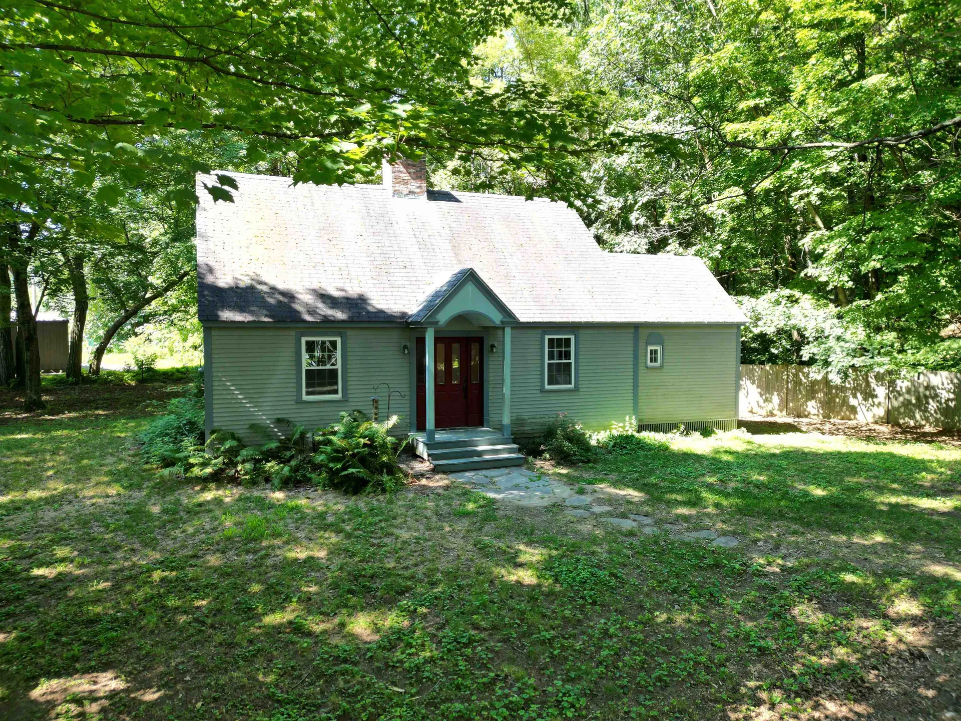 2032 Hartford Avenue Hartford VT 05088-1042