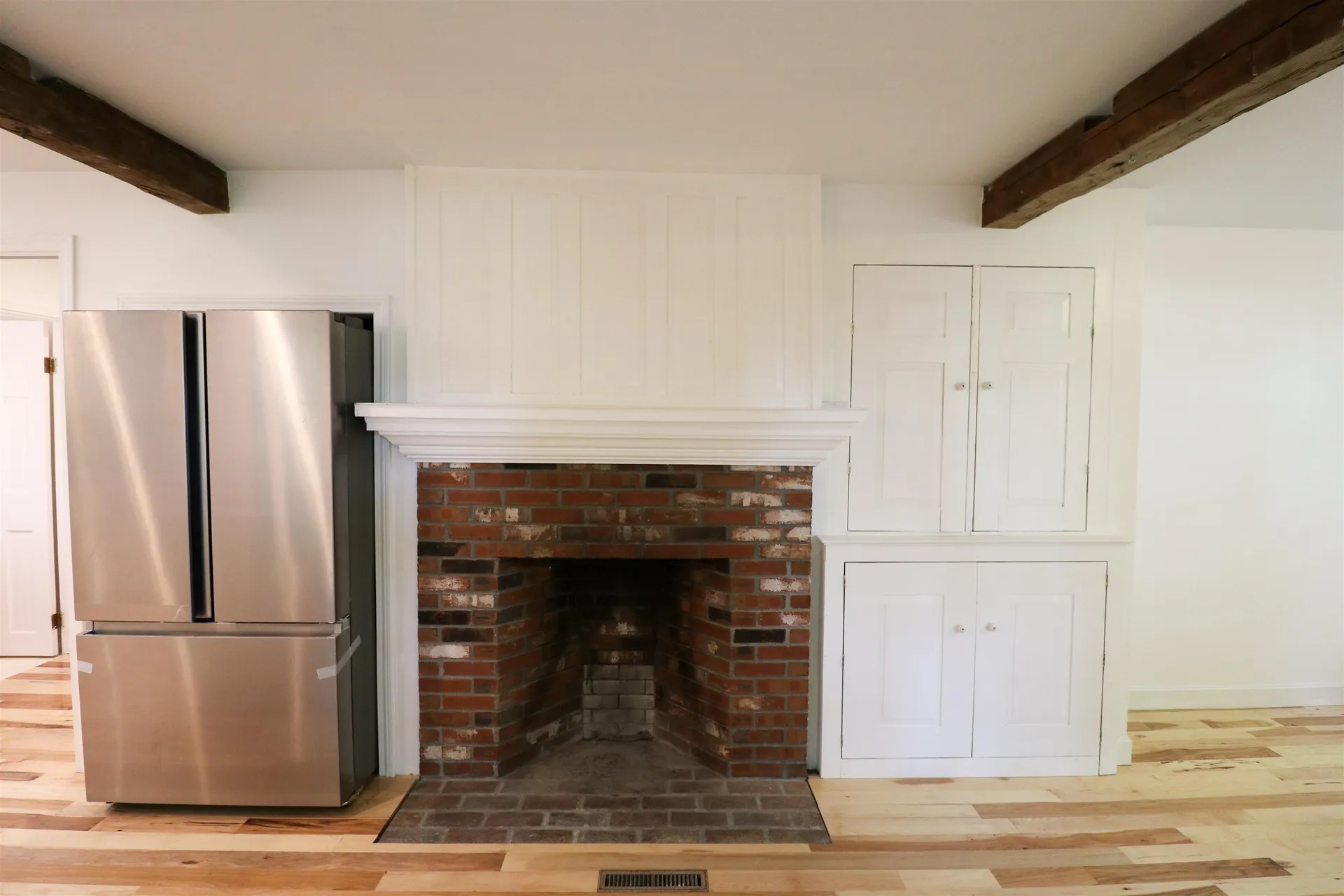 2032 Hartford Avenue Hartford VT 05088-1042