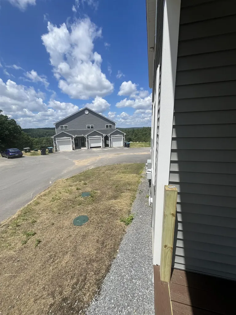 4 Cypress Lane Windham NH 03087