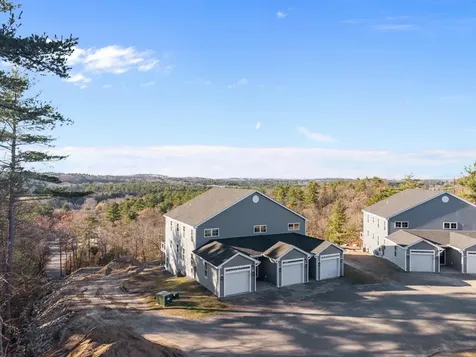 4 Cypress Lane Windham NH 03087