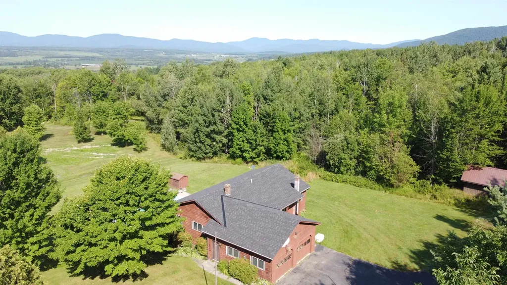 1099 Vance Hill Road Newport Town VT 05857