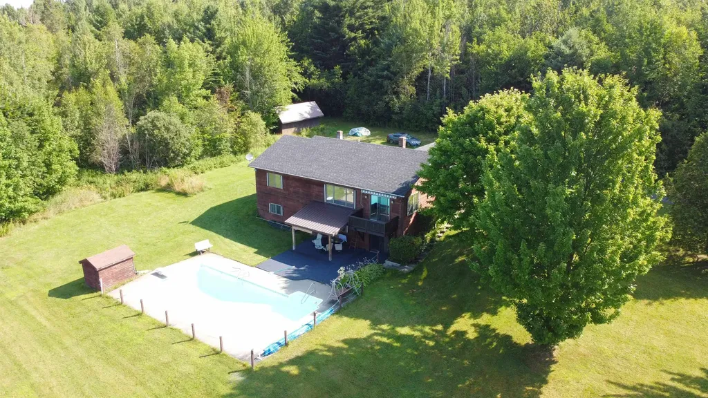 1099 Vance Hill Road Newport Town VT 05857