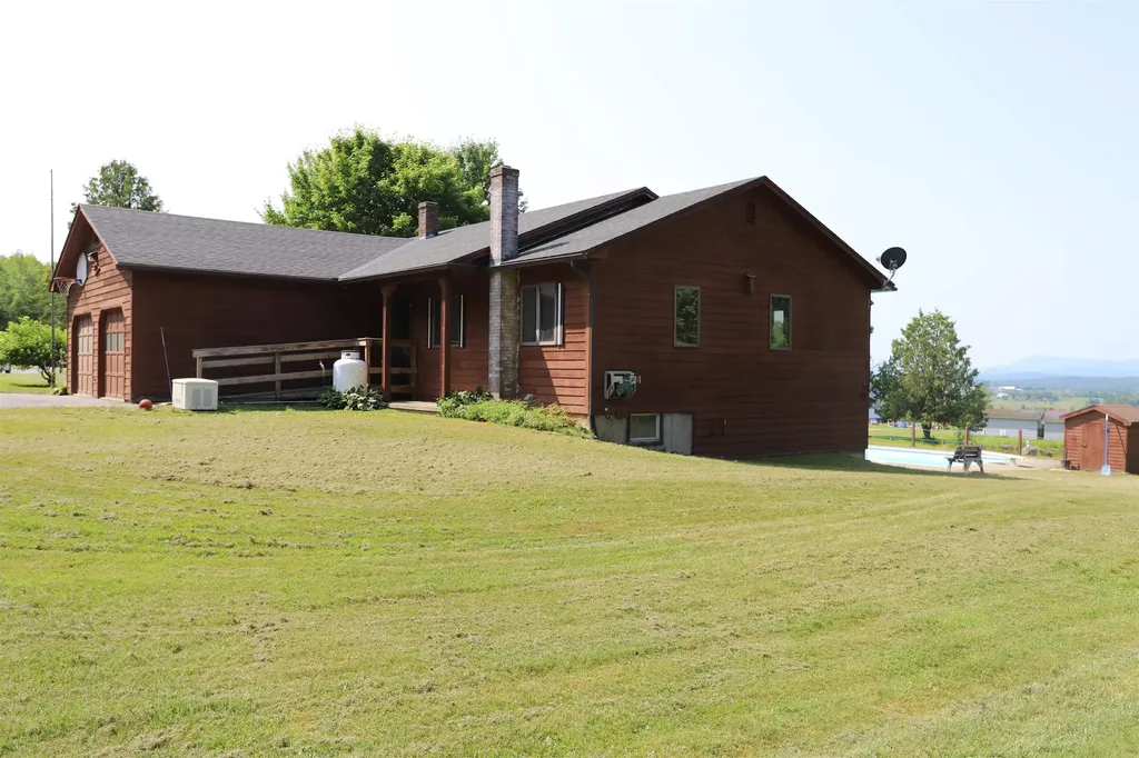 1099 Vance Hill Road Newport Town VT 05857