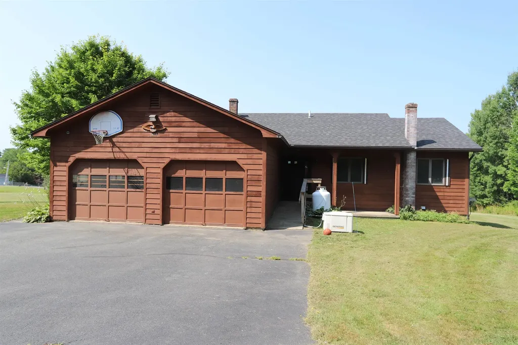 1099 Vance Hill Road Newport Town VT 05857