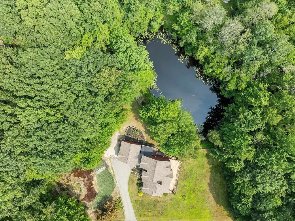 10 Blue Hills Drive Rochester NH 03839