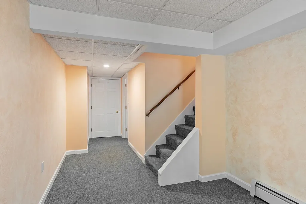 10 Blue Hills Drive Rochester NH 03839